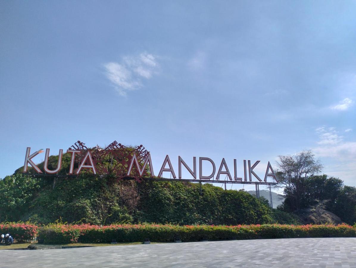 T&T Homestay Kuta  Εξωτερικό φωτογραφία