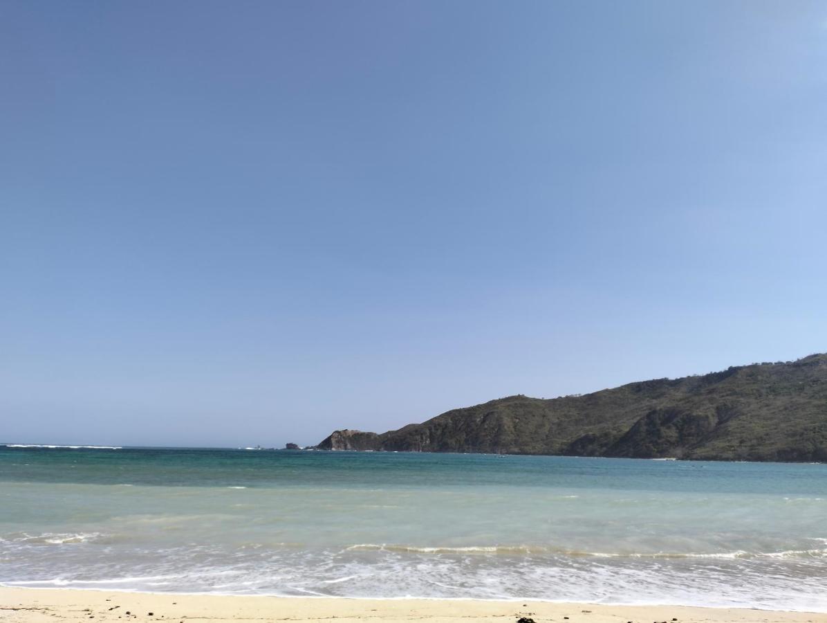 T&T Homestay Kuta  Εξωτερικό φωτογραφία
