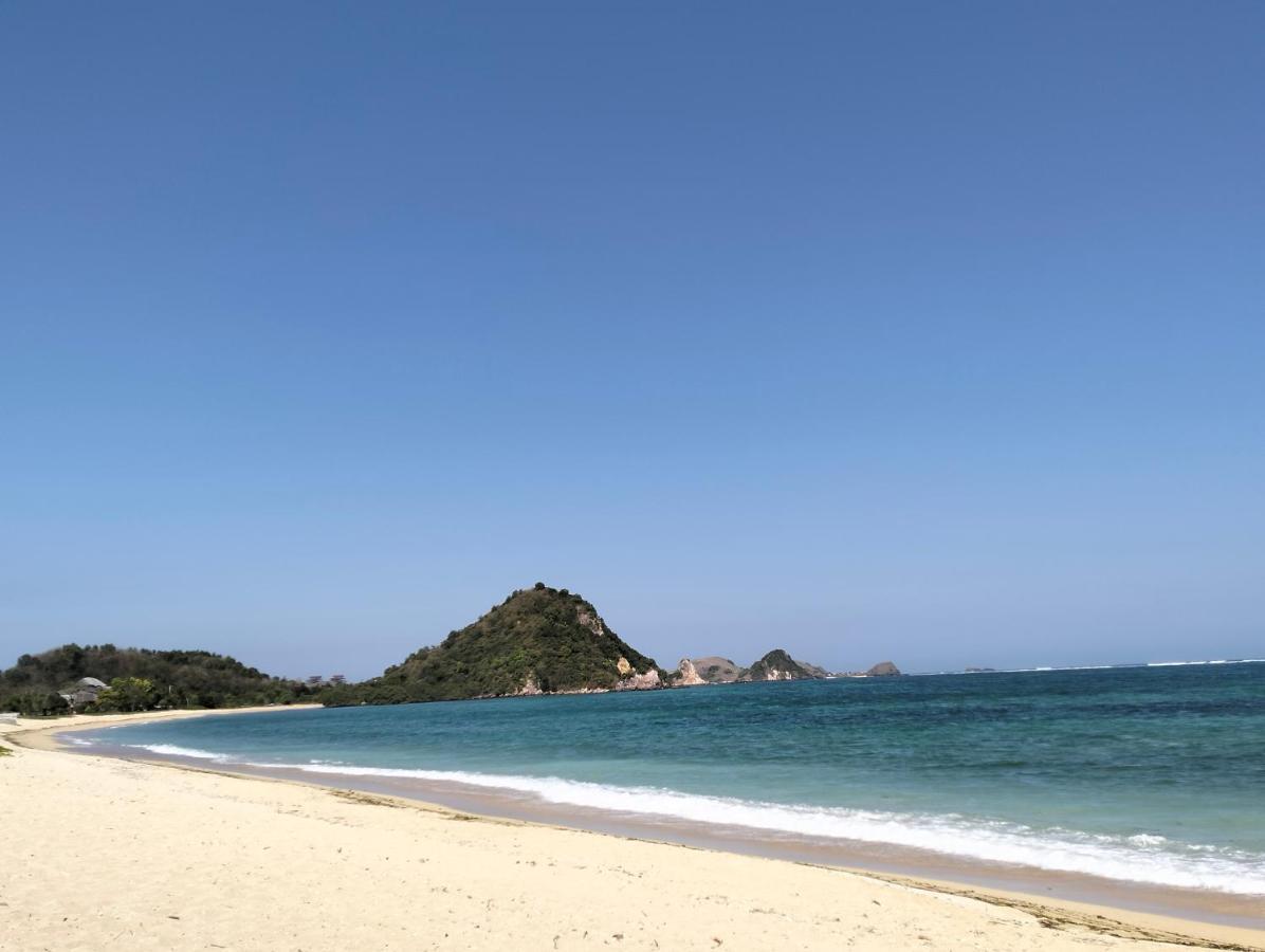 T&T Homestay Kuta  Εξωτερικό φωτογραφία