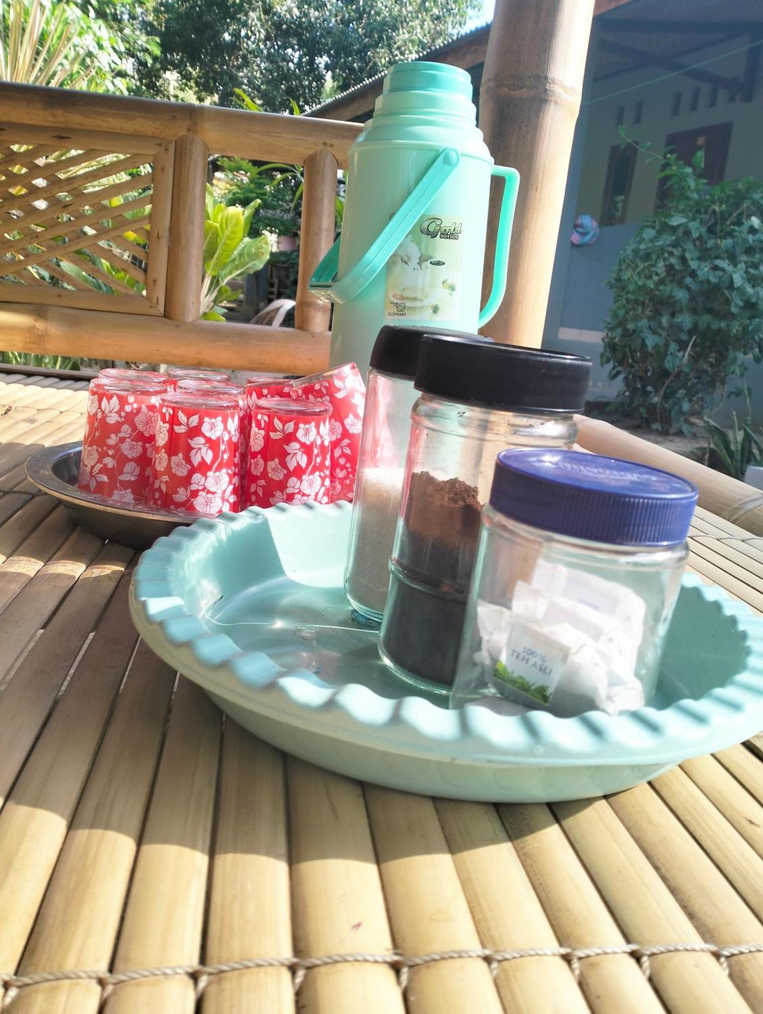 T&T Homestay Kuta  Εξωτερικό φωτογραφία