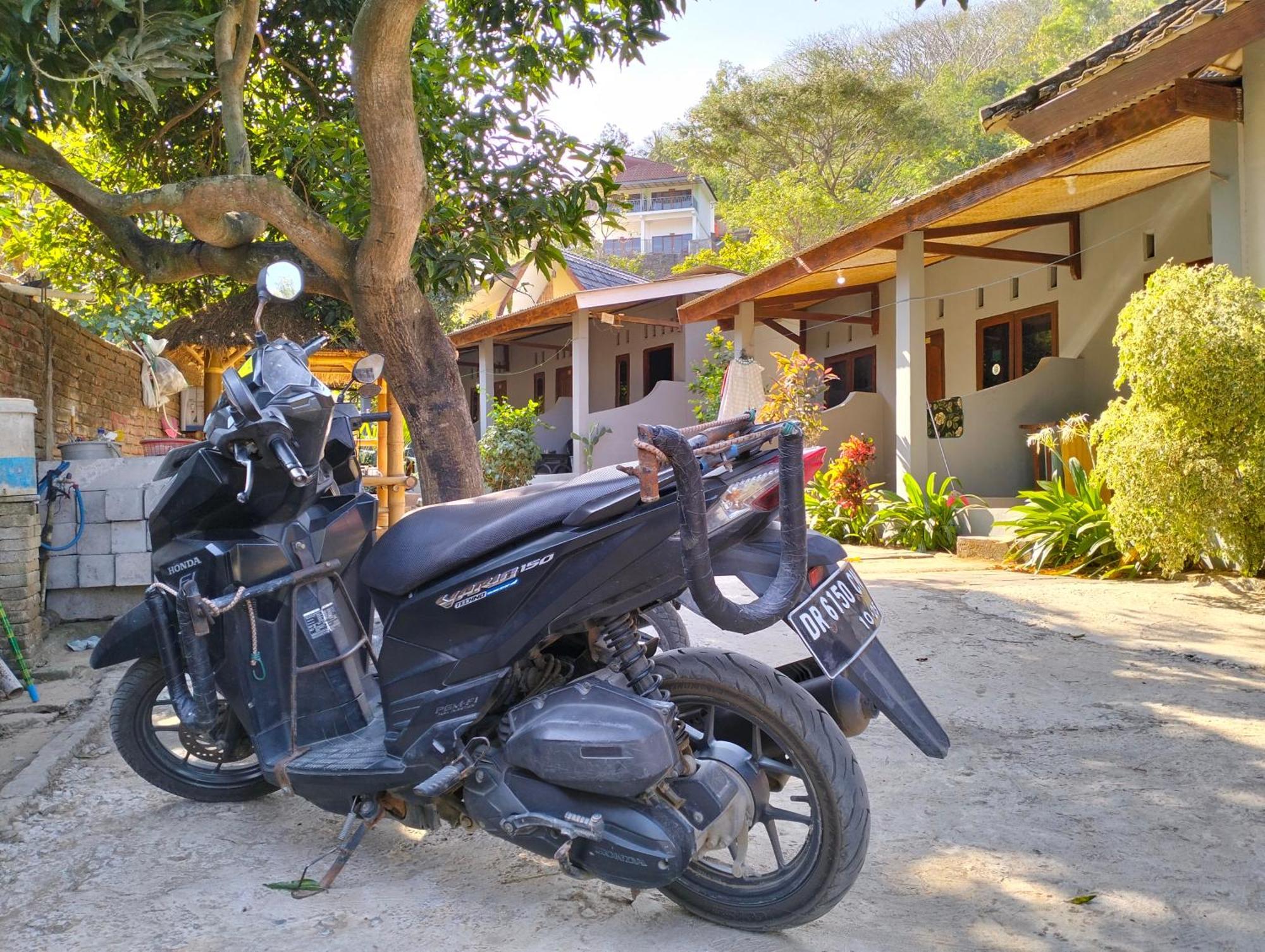 T&T Homestay Kuta  Εξωτερικό φωτογραφία